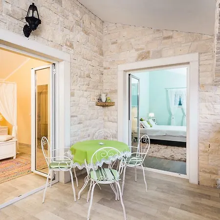 Stonegate Estate - Bonus, Dvije Jedna Cijena! Willa Opatija