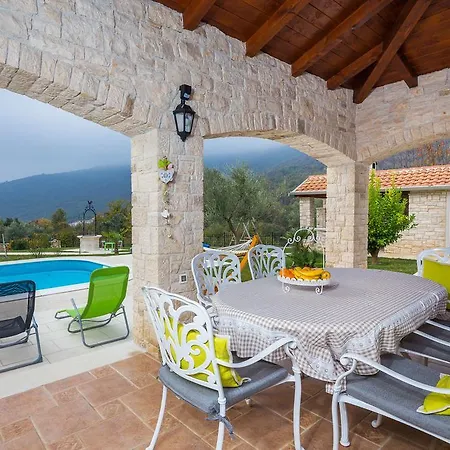 Willa Stonegate Estate - Bonus, Dvije Jedna Cijena! Opatija