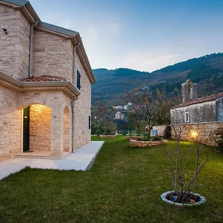 Stonegate Estate - Bonus, Dvije Jedna Cijena! Willa Opatija