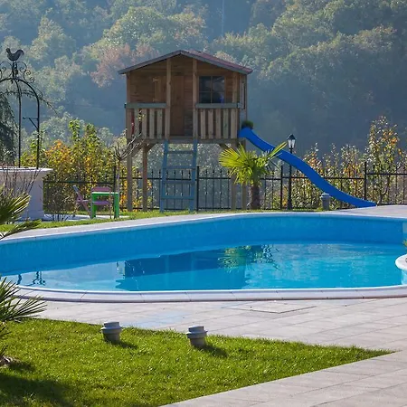 Stonegate Estate - Bonus, Dvije Jedna Cijena! Willa *