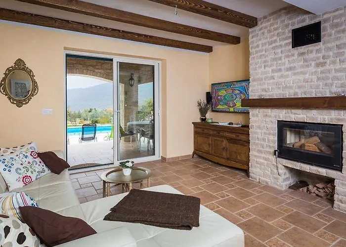 ヴィラ Stonegate Estate - Bonus, Dvije Jedna Cijena! オパティヤ