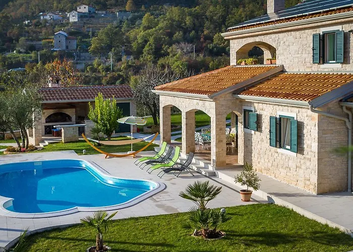 Stonegate Estate - Bonus, Dvije Jedna Cijena! ヴィラ