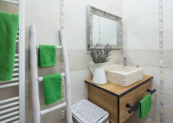 Stonegate Estate - Bonus, Dvije Jedna Cijena! オパティヤ