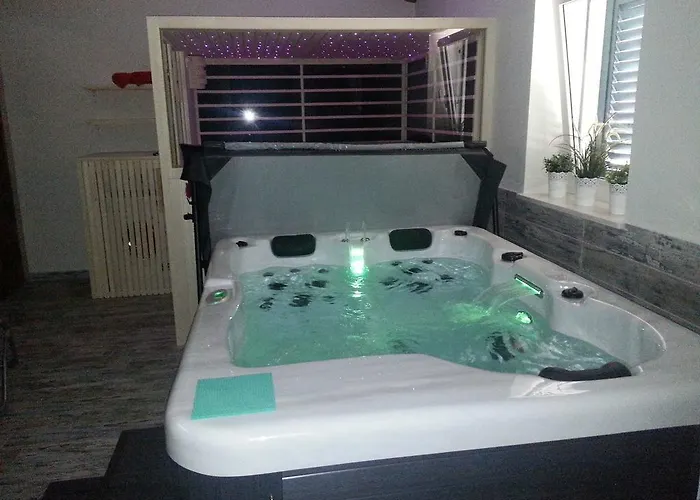 ヴィラ Stonegate Estate - Bonus, Dvije Jedna Cijena! オパティヤ